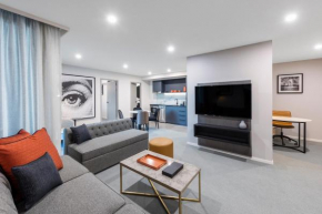 Deco Hotel Canberra